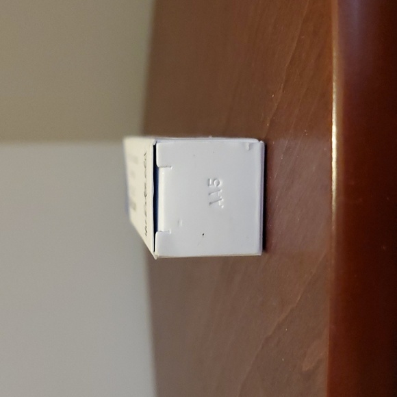 The Estee Edit Mattified Lipstick in 08 Wrapped BNIB Full Size - Picture 6 of 6